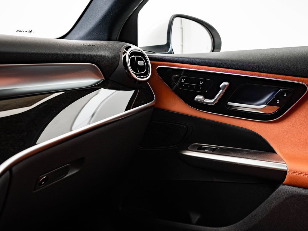 New 2026 Mercedes-Benz GLC 300 4MATIC image 39