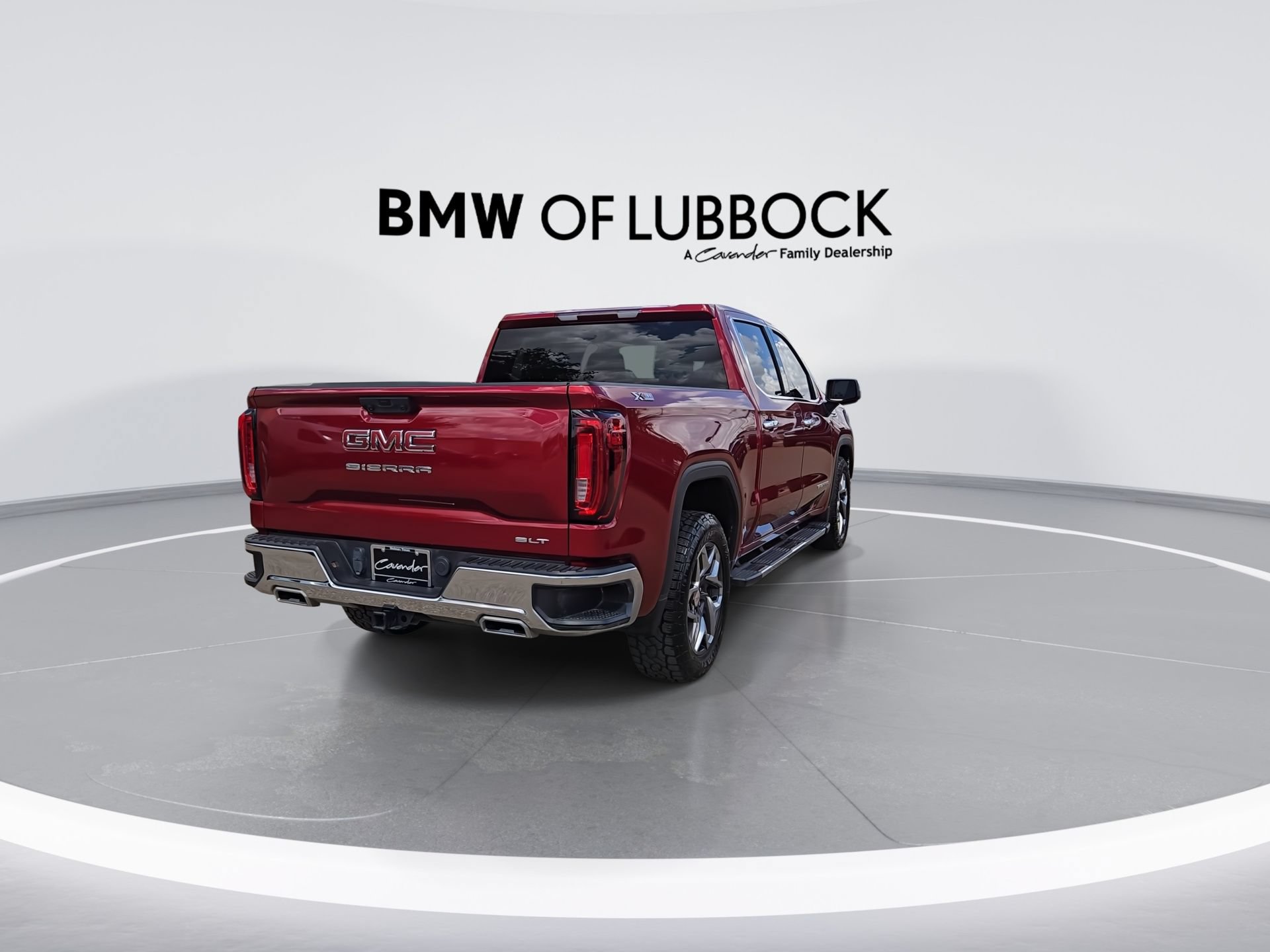 Used 2023 GMC Sierra 1500 SLT AWD/4WD image 8