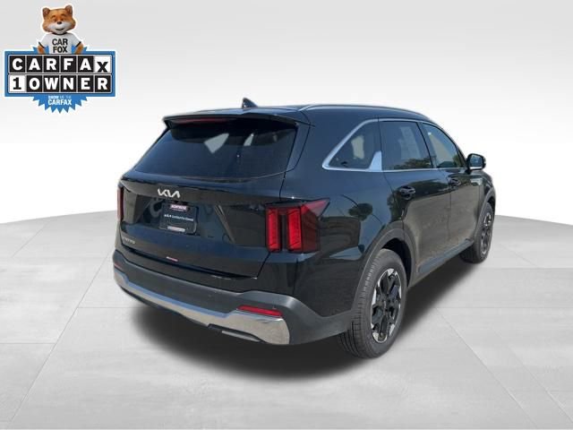 Used 2025 Kia Sorento S image 5