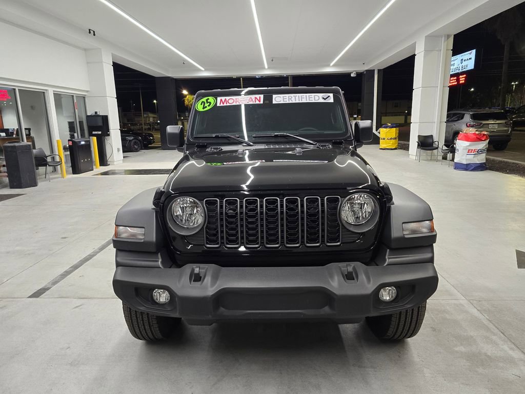 Used 2025 Jeep Wrangler Sport S image 8