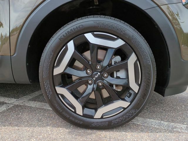 Used 2025 Kia Telluride S image 11