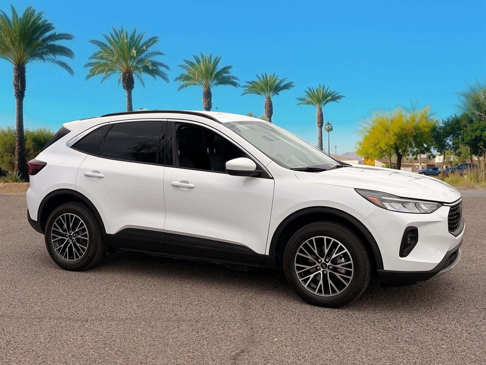 Used 2023 Ford Escape SE FWD image 8