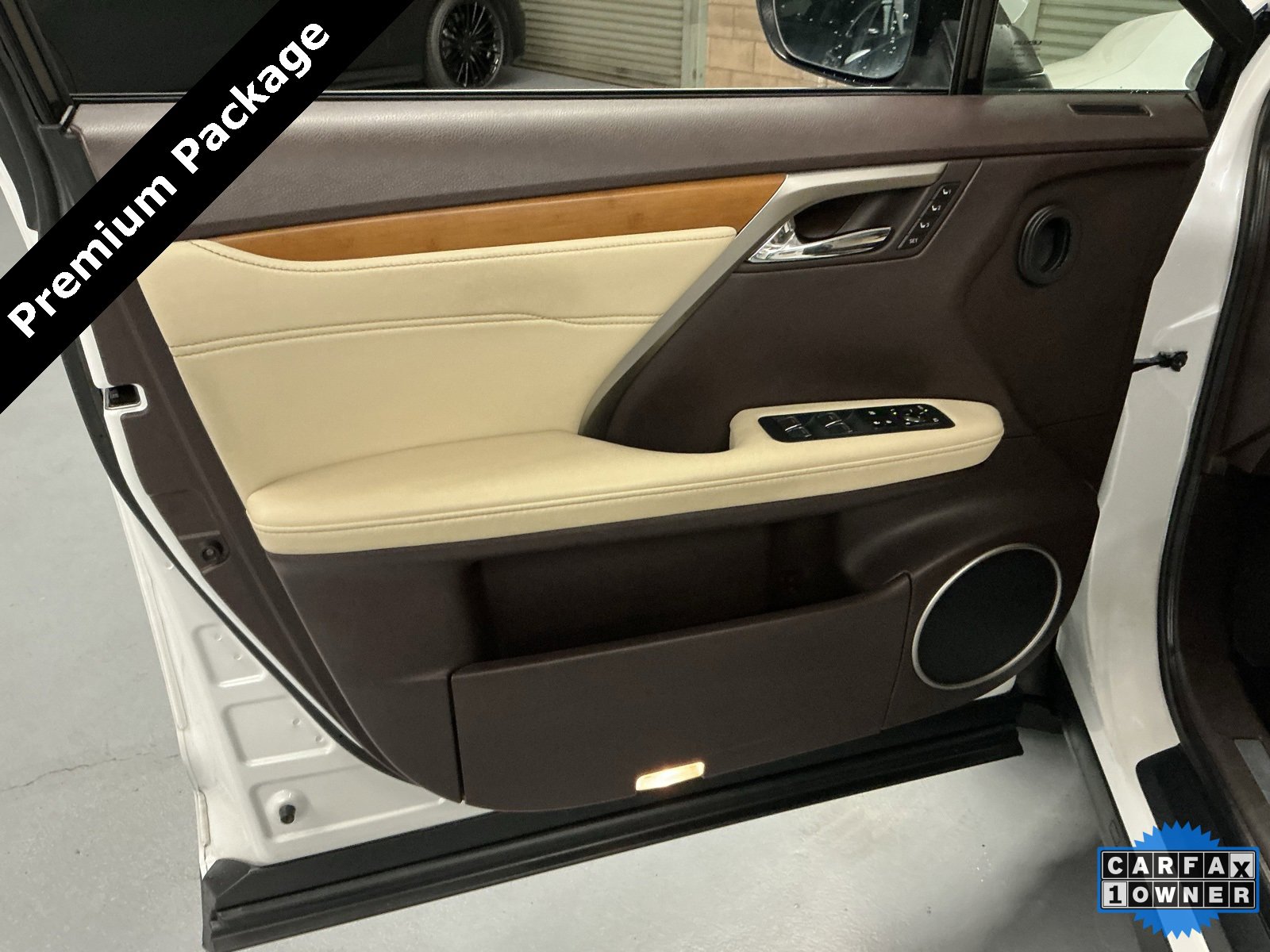 Used 2019 Lexus RX 350 AWD image 12