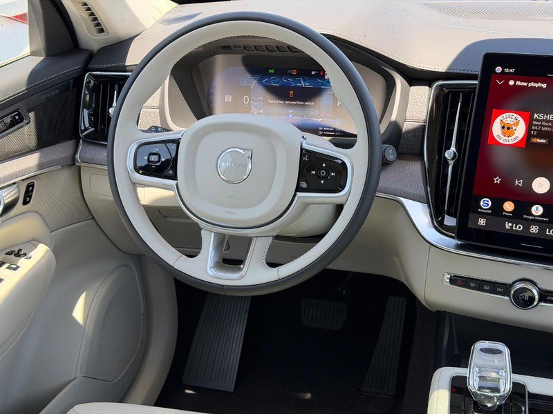 New 2026 Volvo XC90 T8 Ultra w/ Lounge Package AWD/4WD image 7