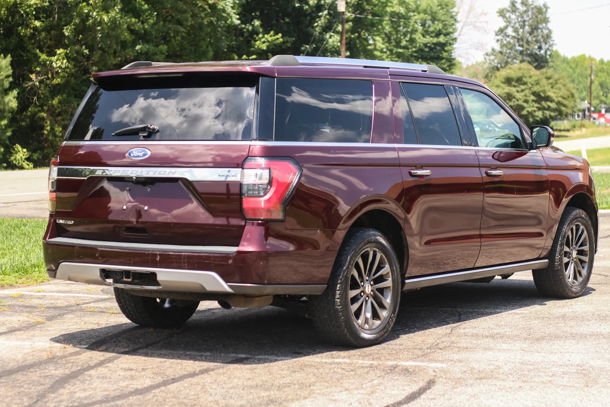 Used 2021 Ford Expedition Max Limited AWD/4WD image 5