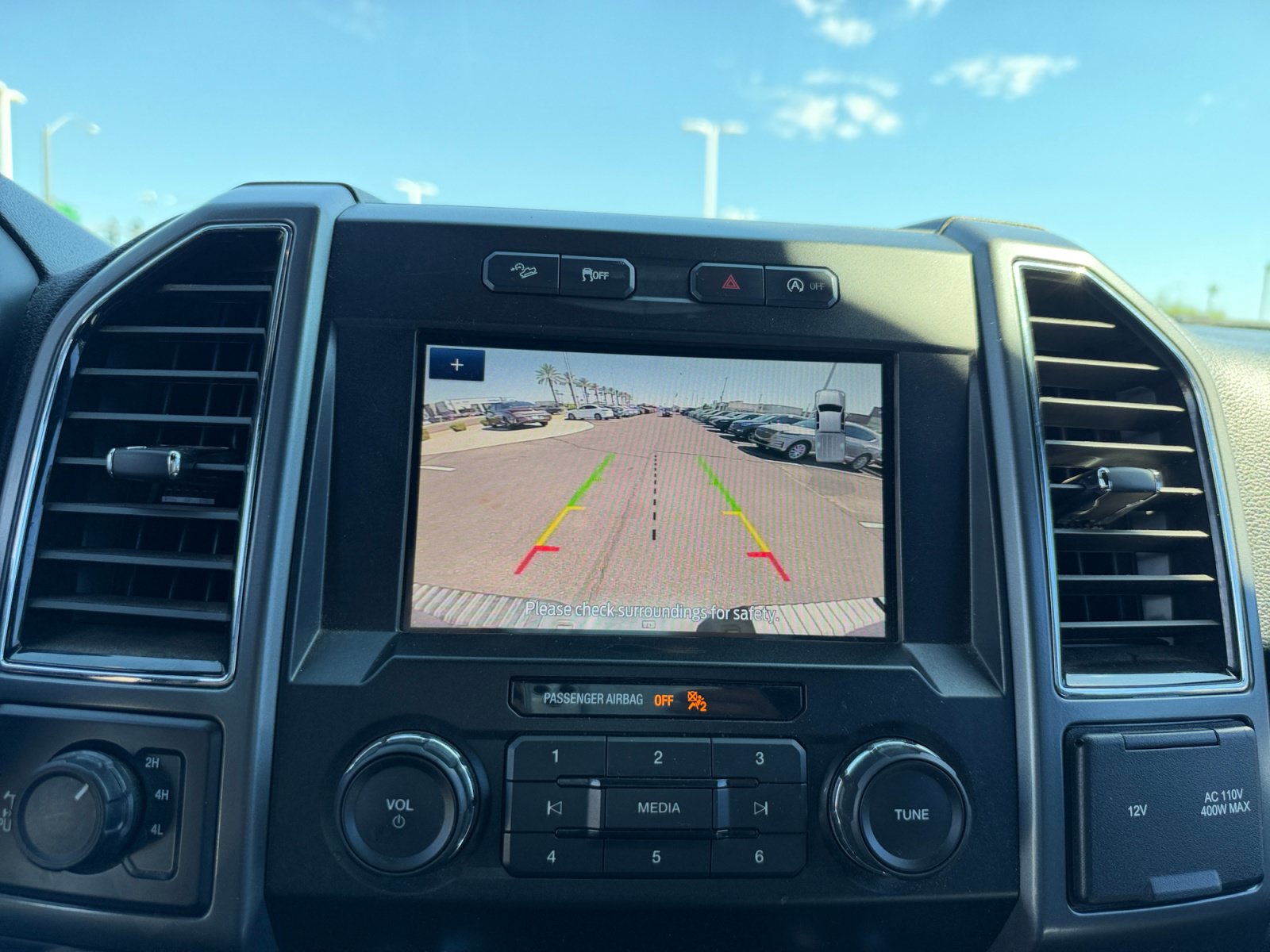Used 2019 Ford F150 XLT w/ Equipment Group 302A Luxury AWD/4WD image 29