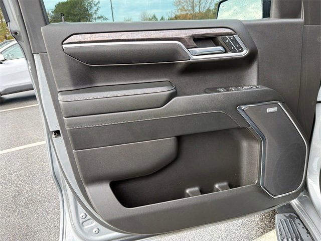 Used 2023 Chevrolet Silverado 1500 LTZ w/ LTZ Premium Package image 10