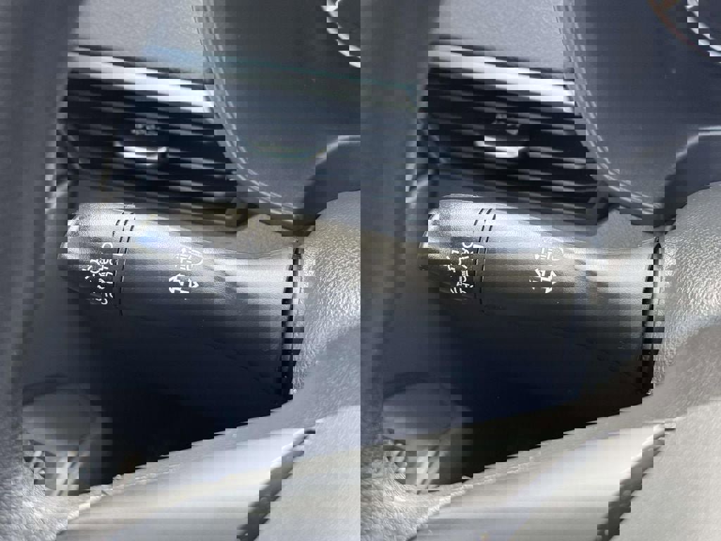 Used 2022 Nissan Altima 2.5 SV image 22