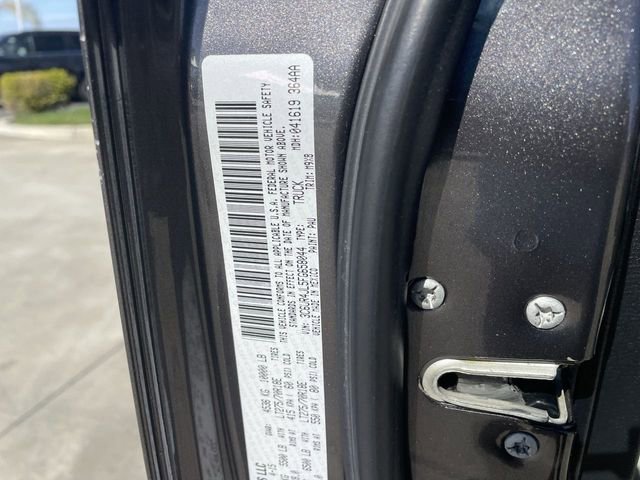 Used 2015 RAM 2500 Big Horn image 34