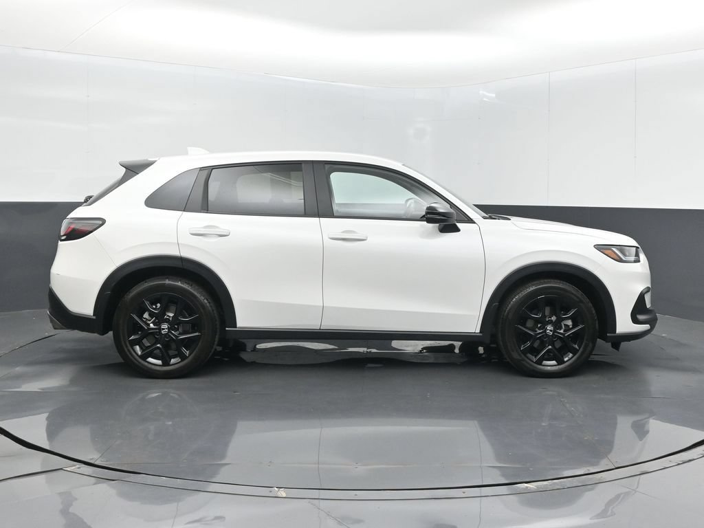 Certified 2024 Honda HR-V Sport image 5