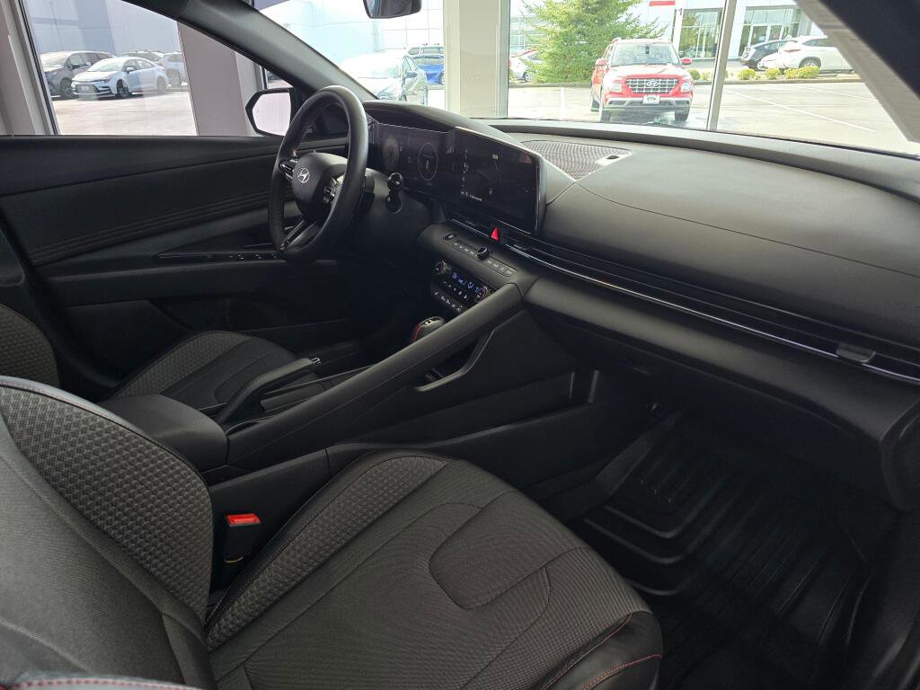 Used 2025 Hyundai Elantra N Line image 44