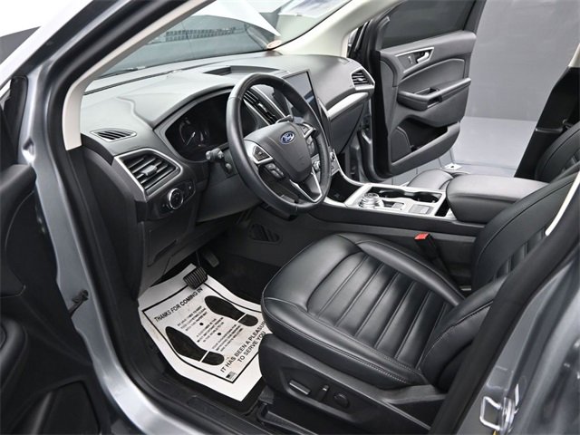 Used 2024 Ford Edge SEL image 9