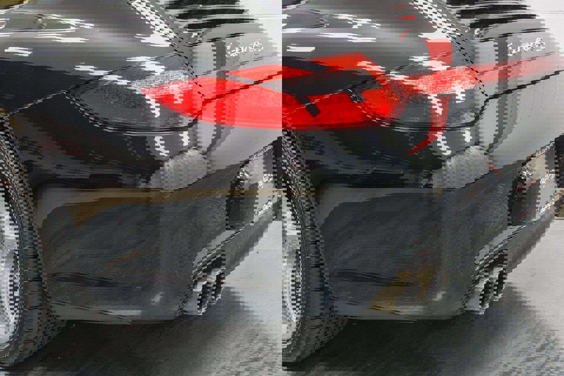 Used 2009 Porsche 911 Carrera 4S image 17