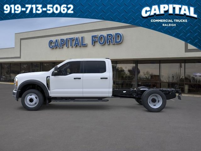 New 2025 Ford F450 XL w/ XL Chrome Package RWD image 3
