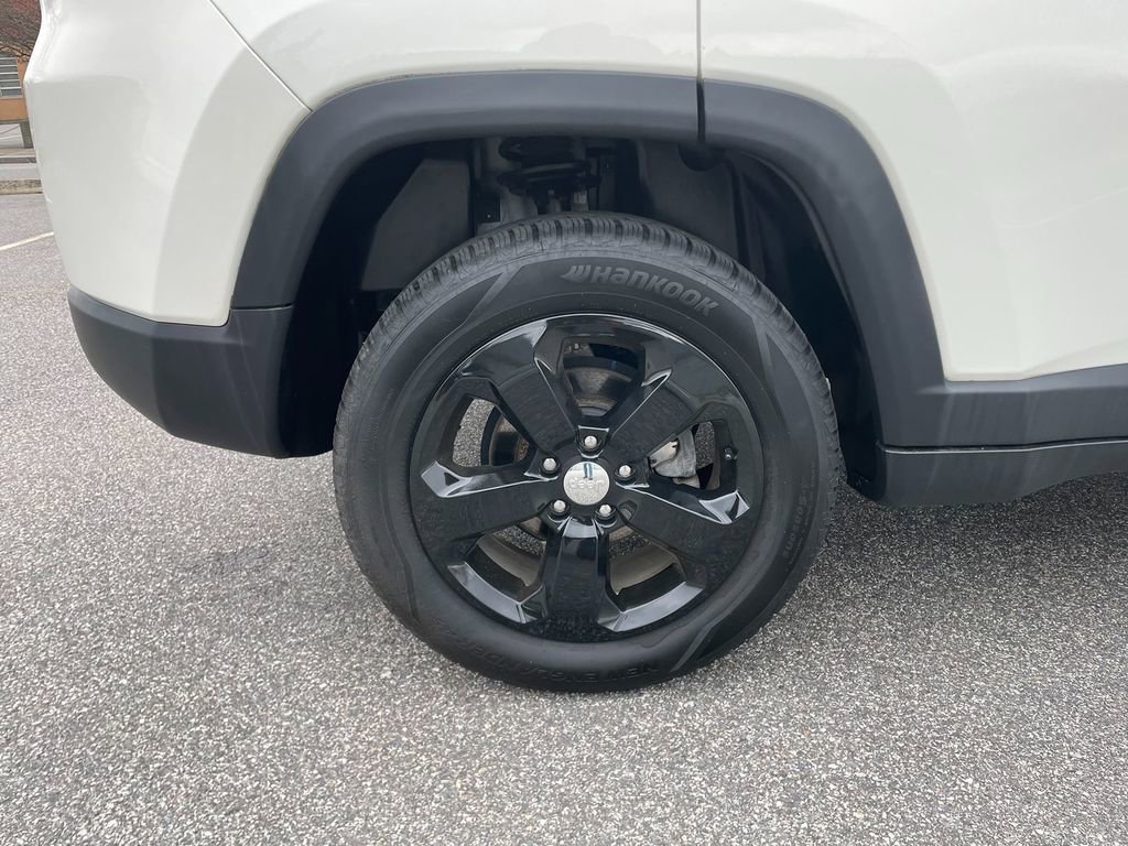 Used 2019 Jeep Compass Latitude w/ Popular Equipment Group AWD/4WD image 30