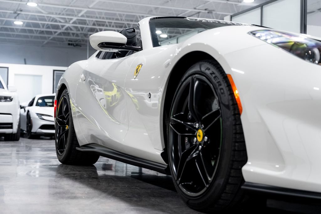 Used 2023 Ferrari 812 GTS RWD image 12