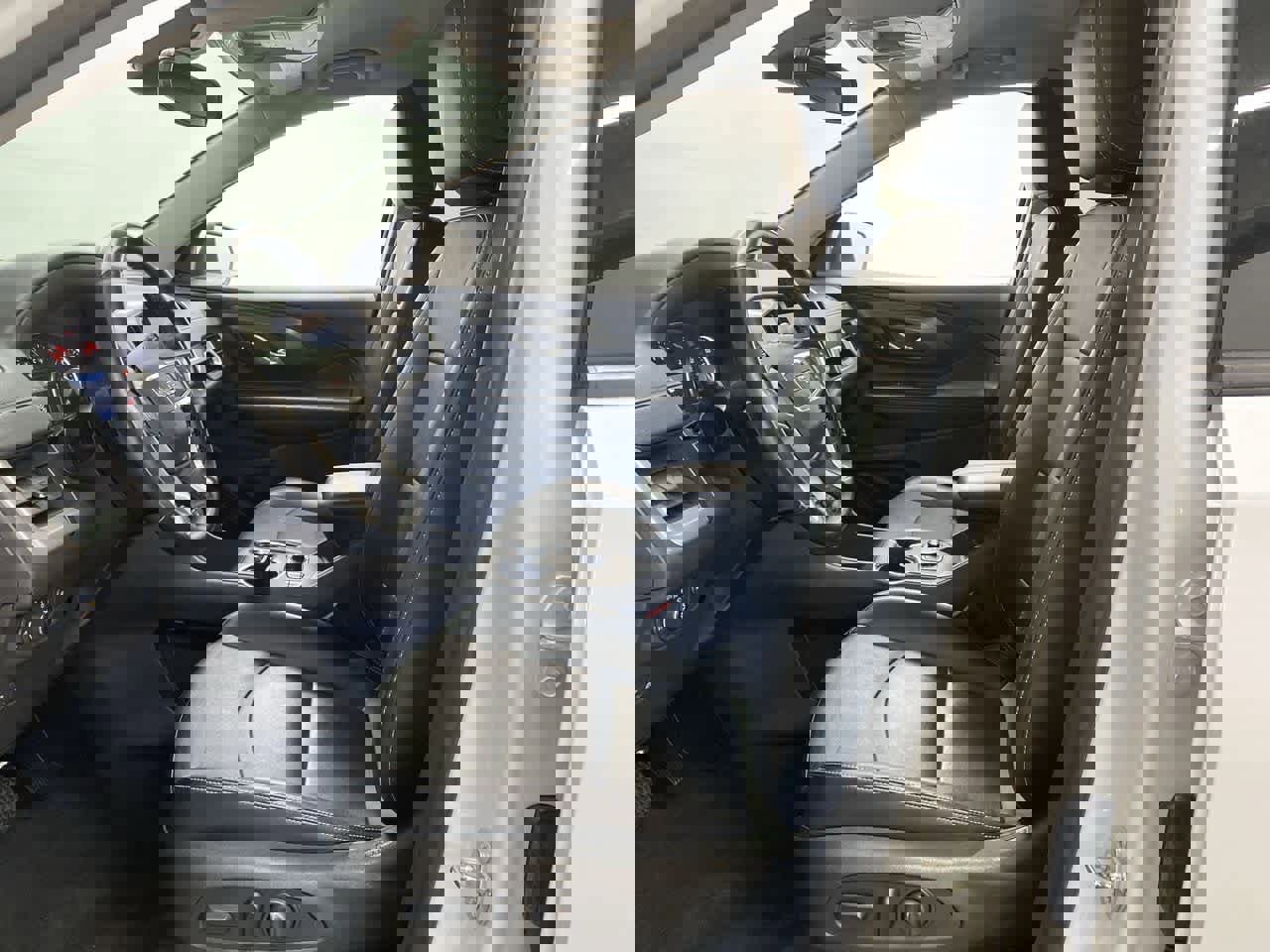 Used 2024 GMC Terrain SLT image 13