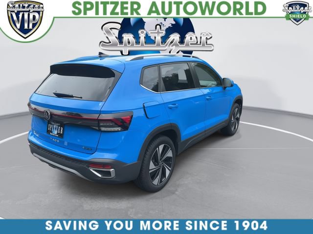 Used 2025 Volkswagen Taos SE AWD/4WD image 9