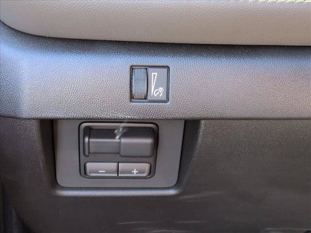 Certified 2025 Chevrolet Colorado ZR2 AWD/4WD image 17
