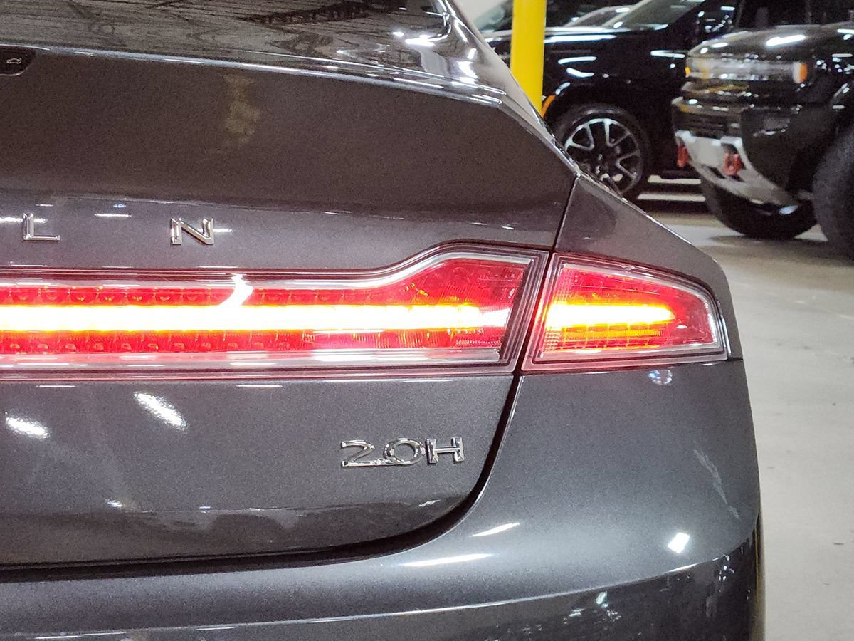 Used 2020 Lincoln MKZ Hybrid w/ Convenience Package FWD image 22