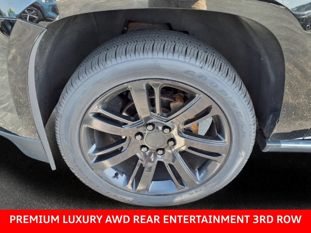 Used 2019 Cadillac Escalade Premium Luxury AWD/4WD image 33