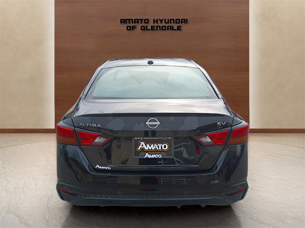 Used 2024 Nissan Altima 2.5 SV image 5