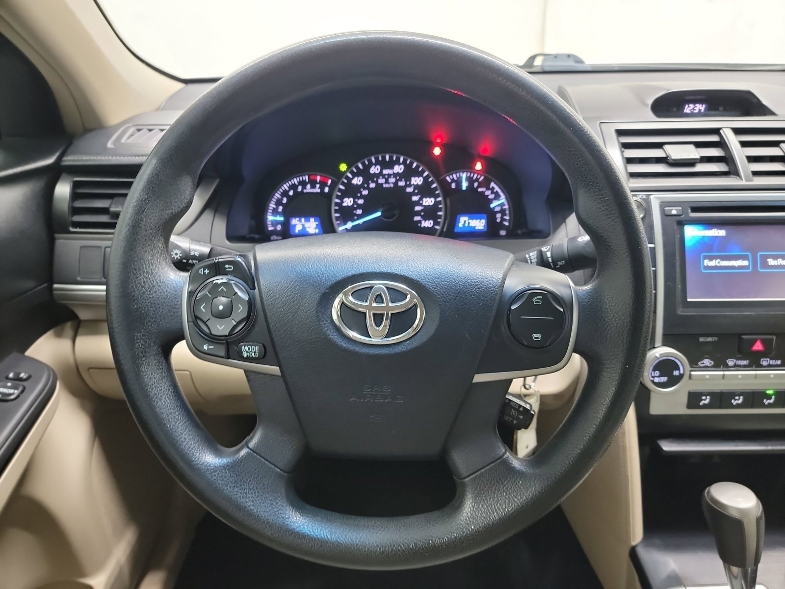 Used 2012 Toyota Camry LE image 17