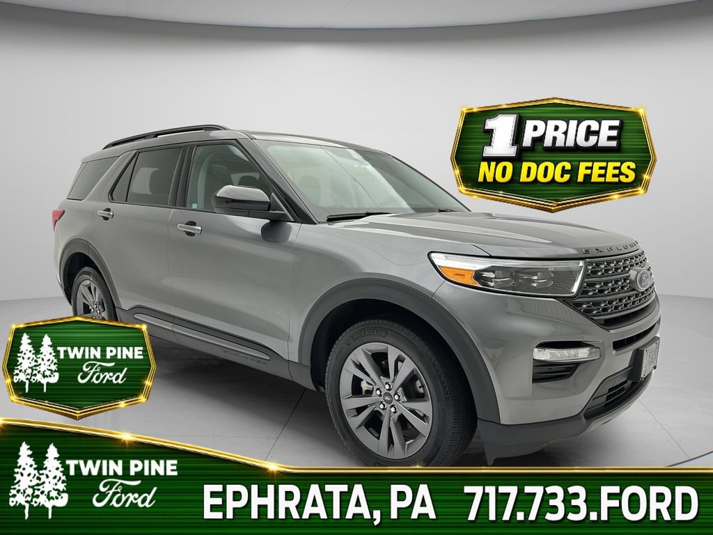 Used 2024 Ford Explorer XLT w/ Equipment Group 202A AWD/4WD image 1