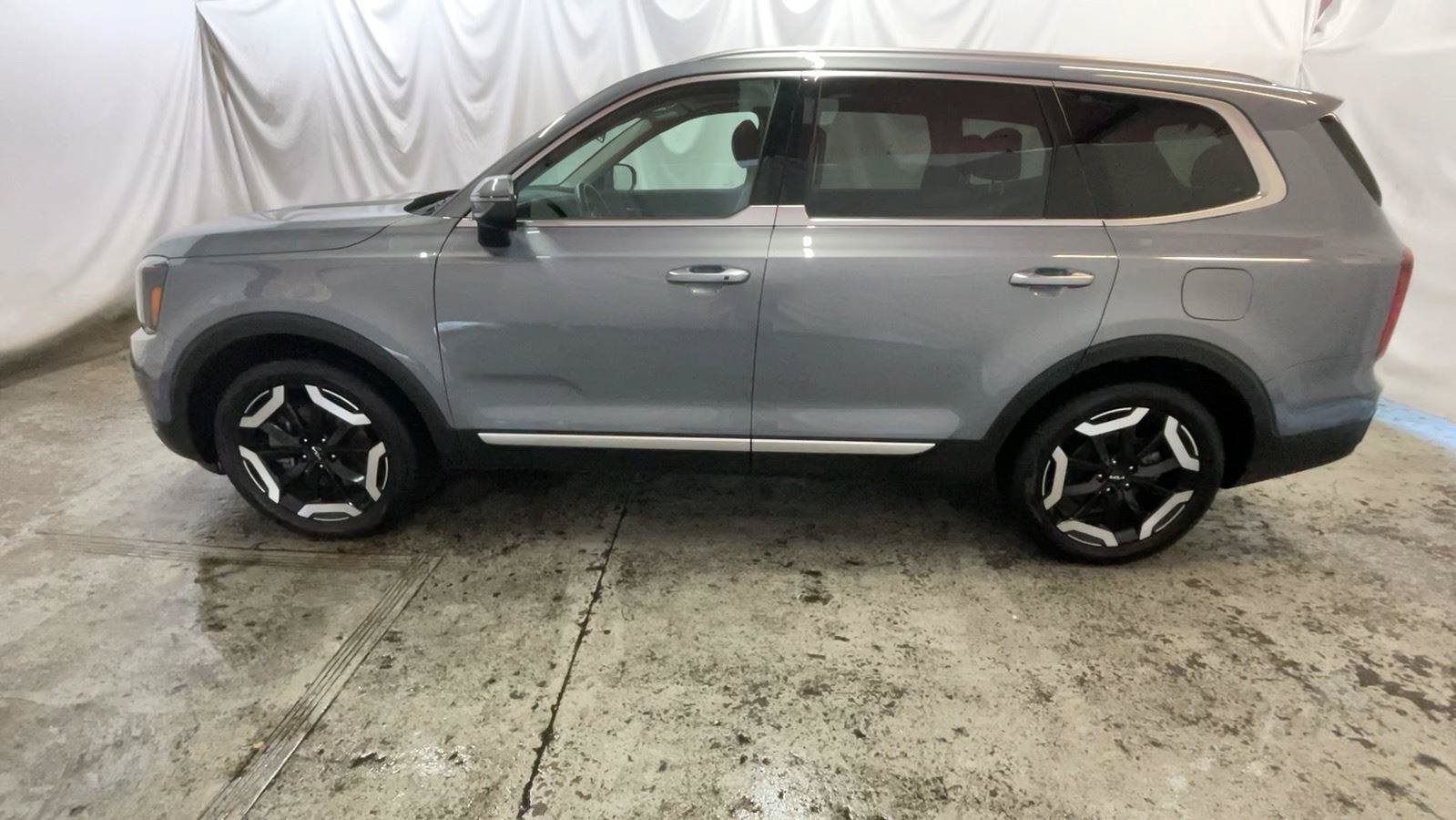 Used 2024 Kia Telluride S w/ S Sunroof Package AWD/4WD image 12