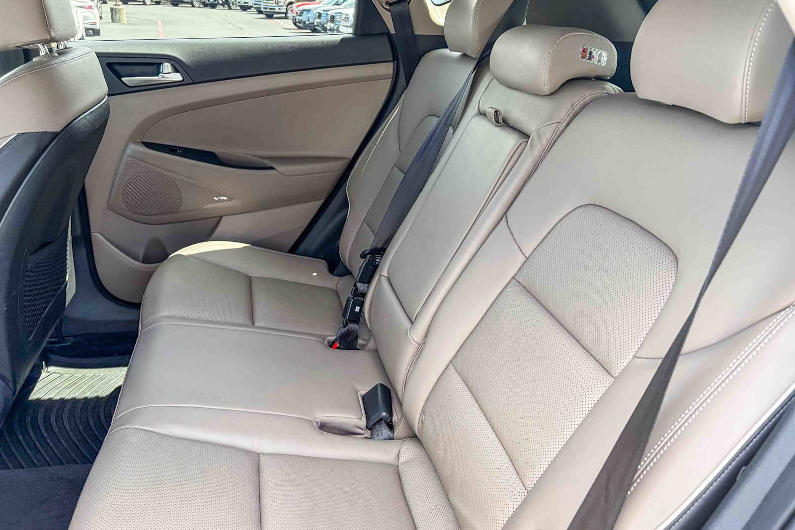 Used 2021 Hyundai Tucson Limited AWD/4WD image 17