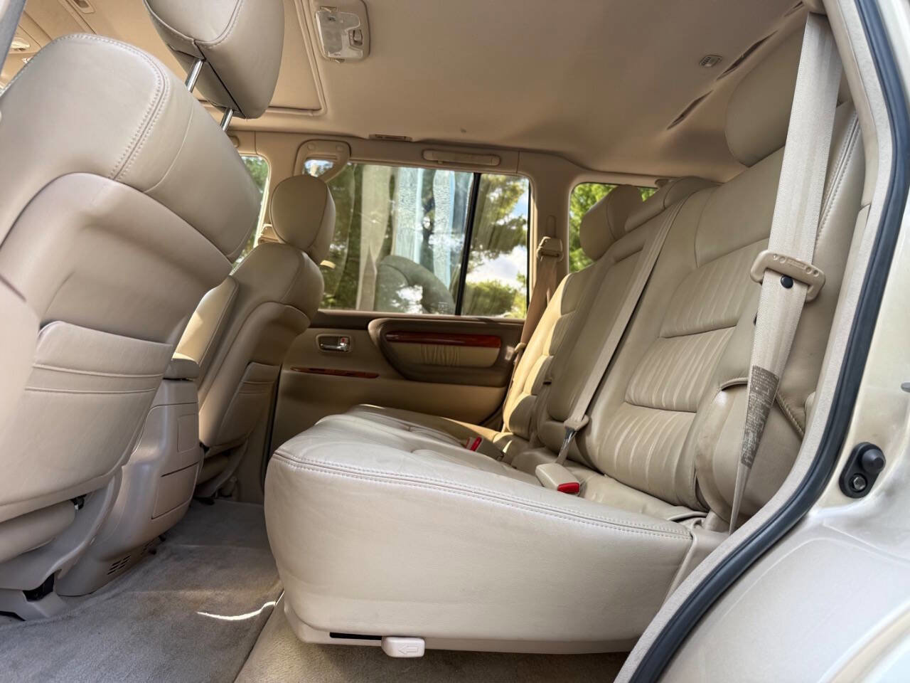 Used 2001 Lexus LX 470 4WD image 54