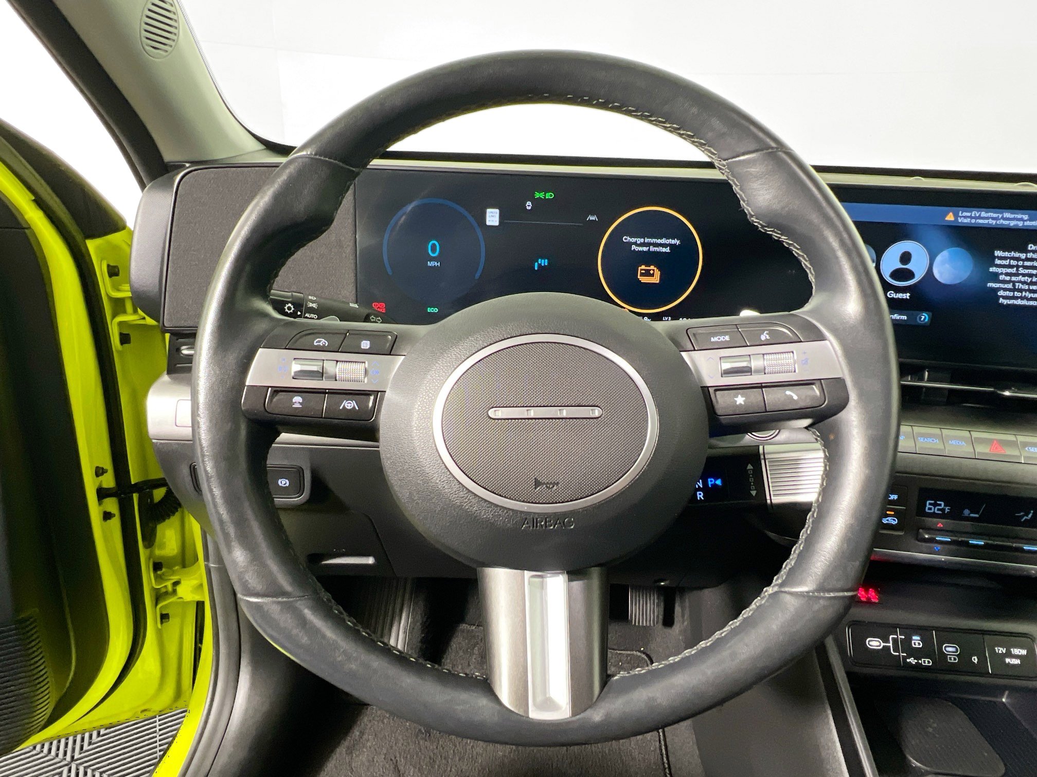 Used 2024 Hyundai Kona Limited image 17