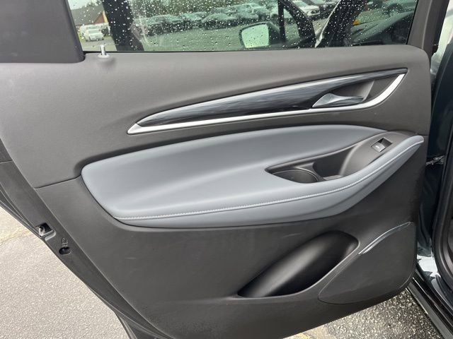 Used 2020 Buick Enclave Premium w/ Surround and Sites Package AWD/4WD image 10