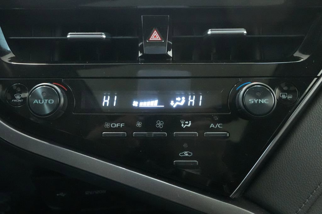 Used 2023 Toyota Camry XLE w/ Navigation Package AWD/4WD image 33