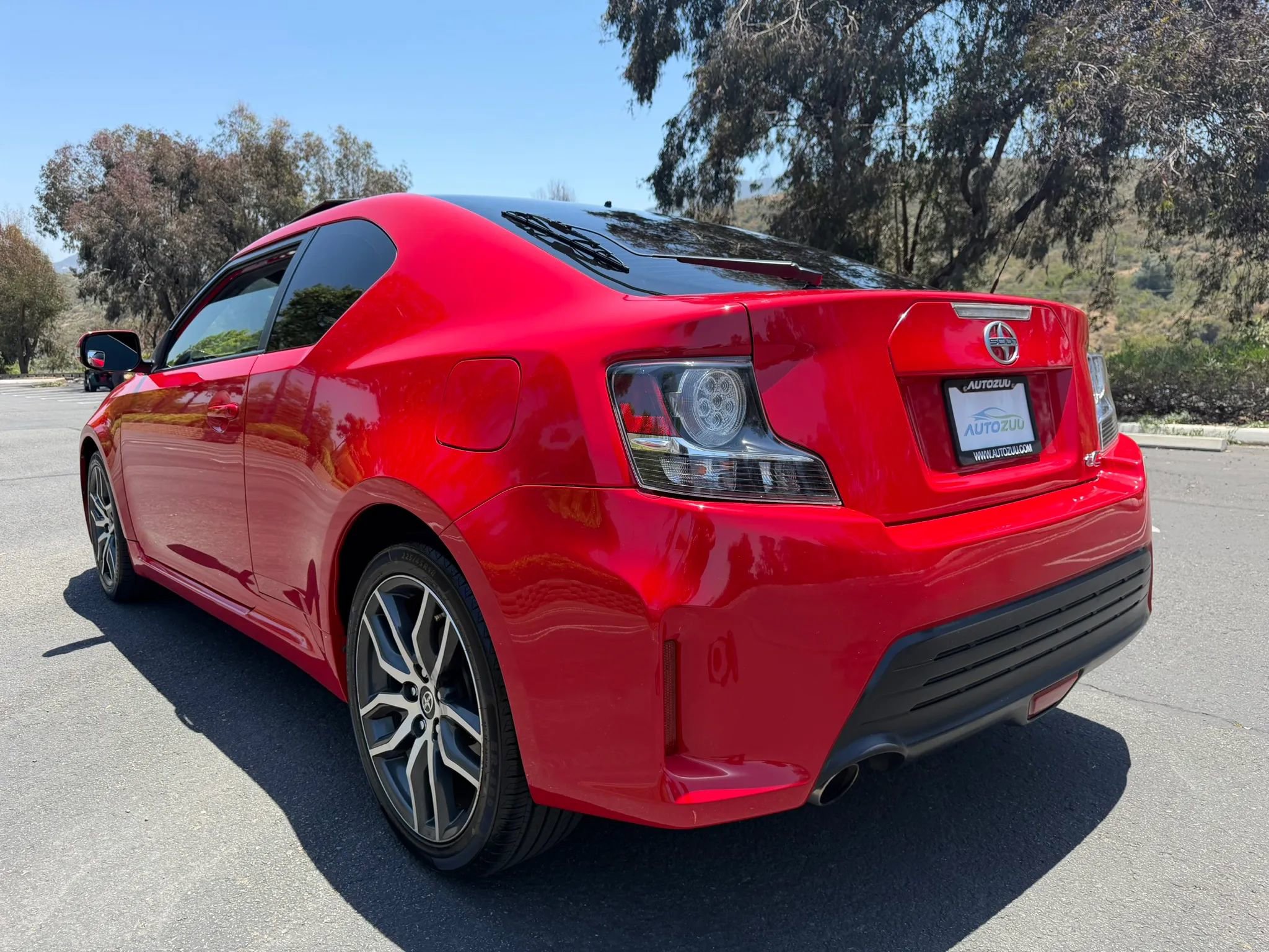 Used 2016 Scion tC FWD image 3