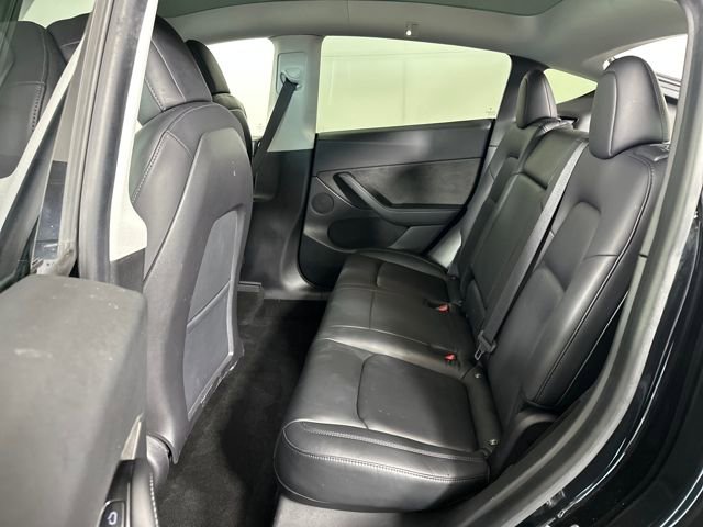 Used 2021 Tesla Model Y Long Range image 24