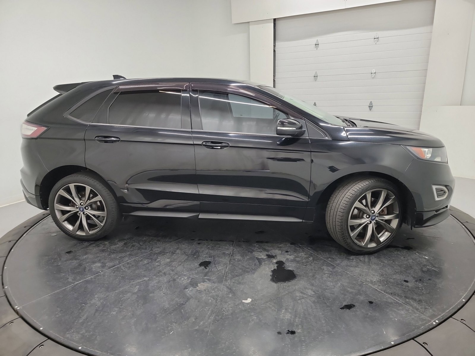 Used 2018 Ford Edge Sport w/ Technology Package AWD/4WD image 11