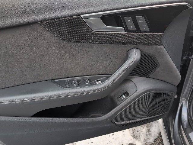 Used 2021 Audi S4 Premium Plus w/ Premium Plus Package image 12