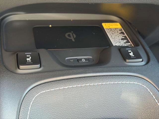 Used 2024 Toyota Corolla XSE FWD image 31