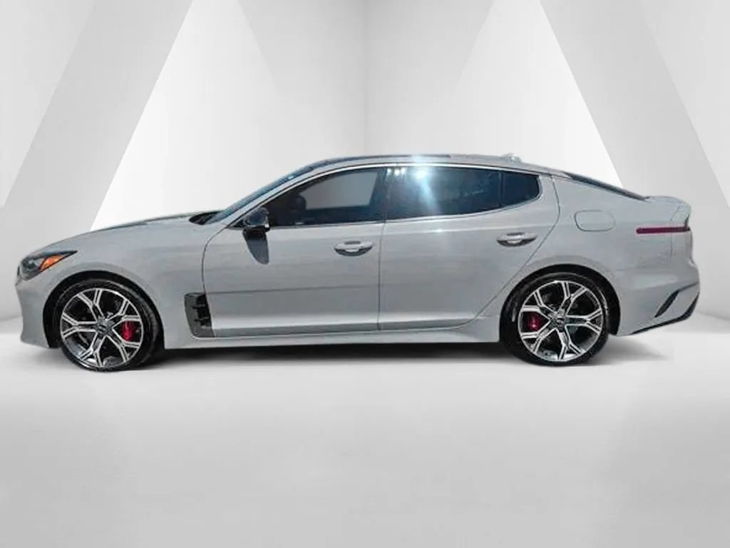 Used 2021 Kia Stinger GT2 AWD/4WD image 4