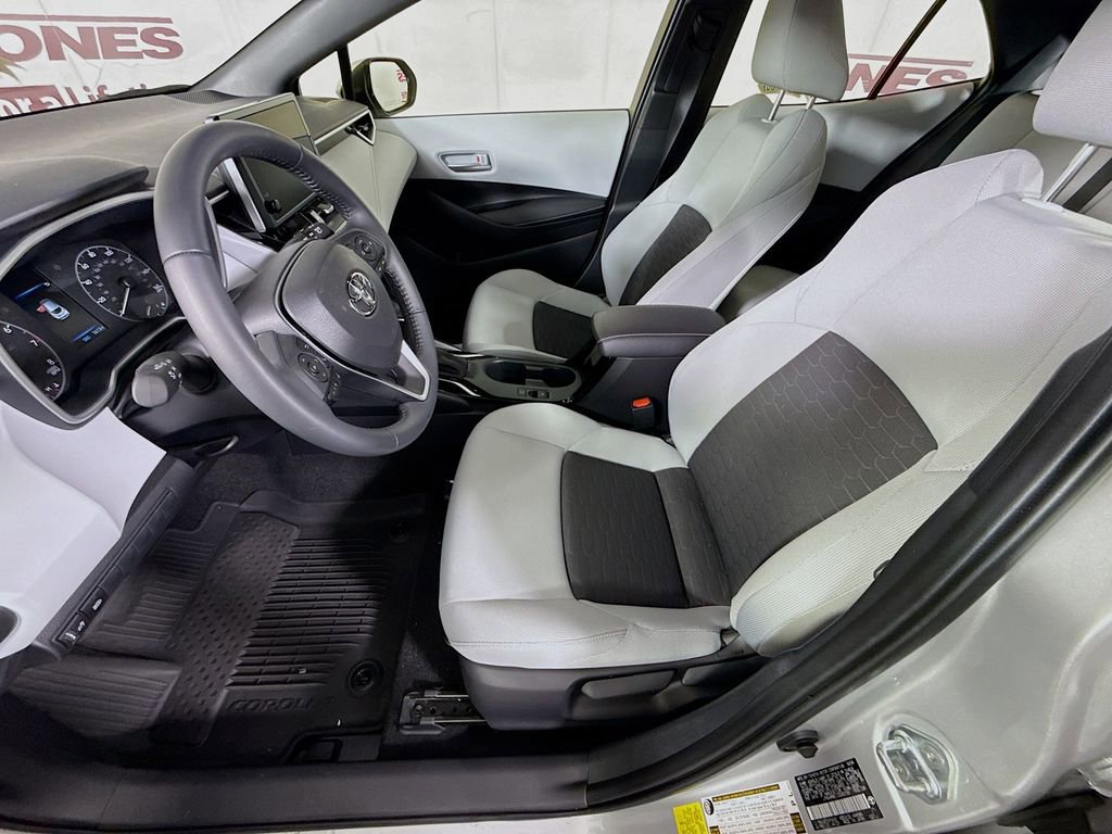 Certified 2025 Toyota Corolla SE image 23