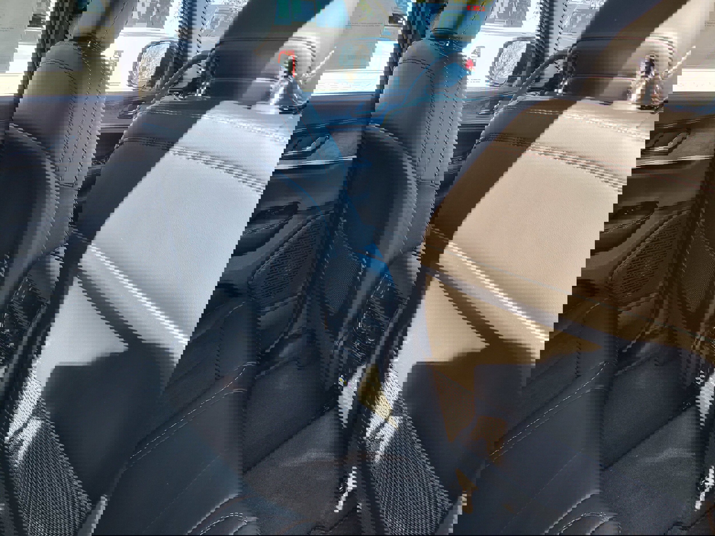 New 2026 Jeep Grand Cherokee Altitude image 17