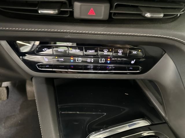 Used 2022 Buick Envision Preferred FWD image 23