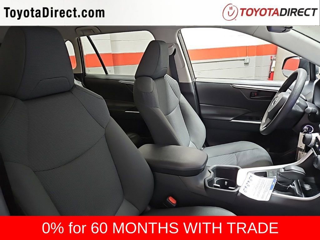 New 2025 Toyota RAV4 LE image 27