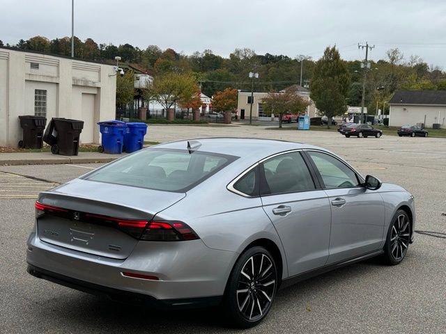 Used 2024 Honda Accord Touring image 5