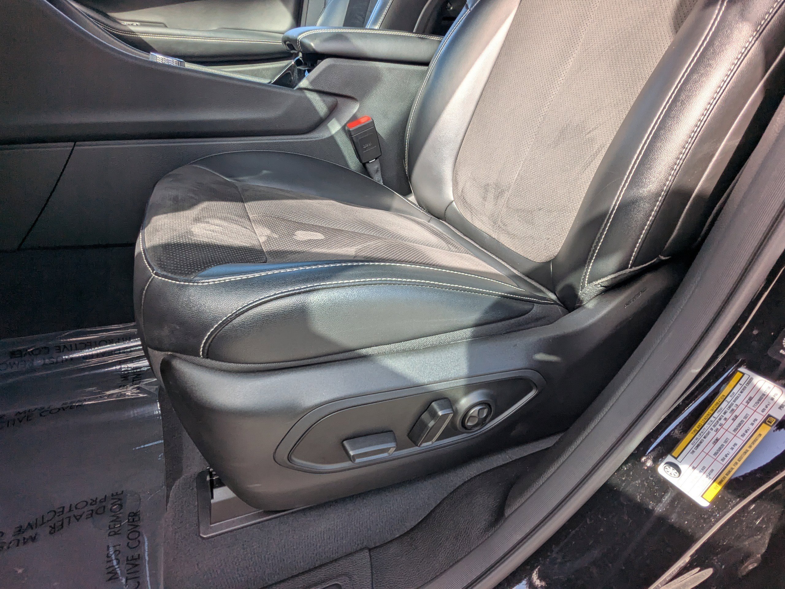 Certified 2023 Jeep Grand Cherokee L Laredo image 19