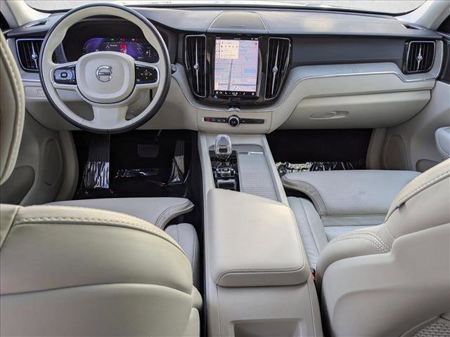 Used 2023 Volvo XC60 T8 Ultimate w/ Protection Package Premier image 17