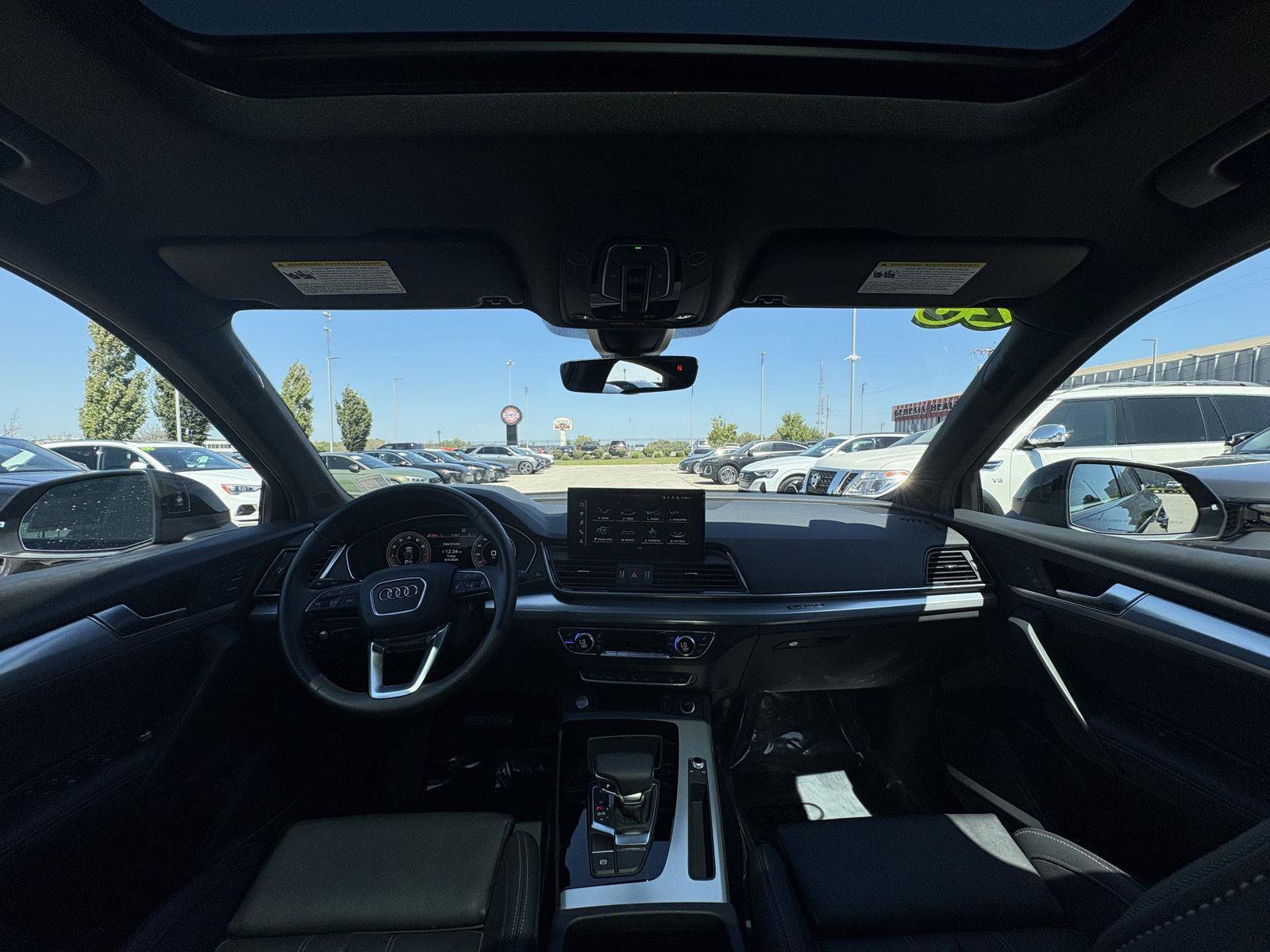 Used 2023 Audi Q5 2.0T Prestige w/ Prestige Package AWD/4WD image 13