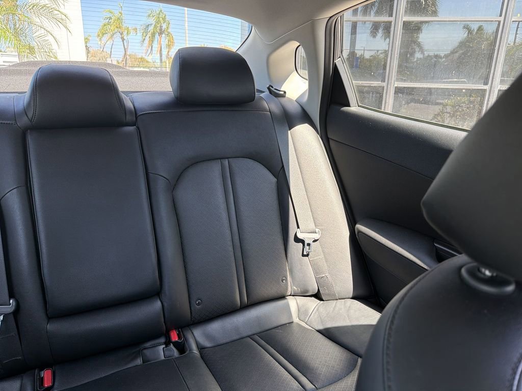 Used 2020 Kia Optima SE image 15