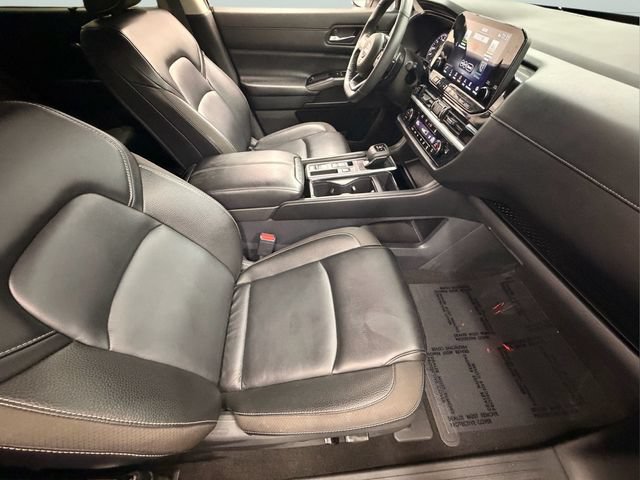 Certified 2024 Nissan Pathfinder SL FWD image 23